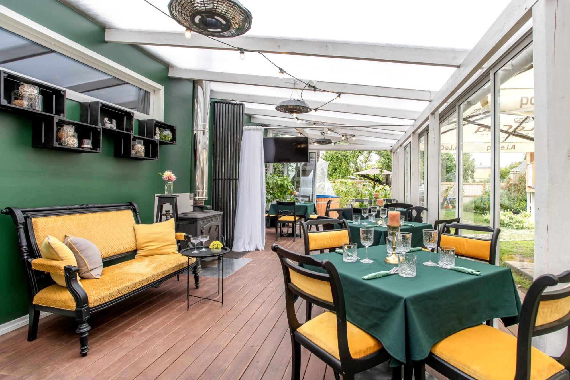Alice Backyard-Holiday Home And Spa Parnawa Zewnętrze zdjęcie