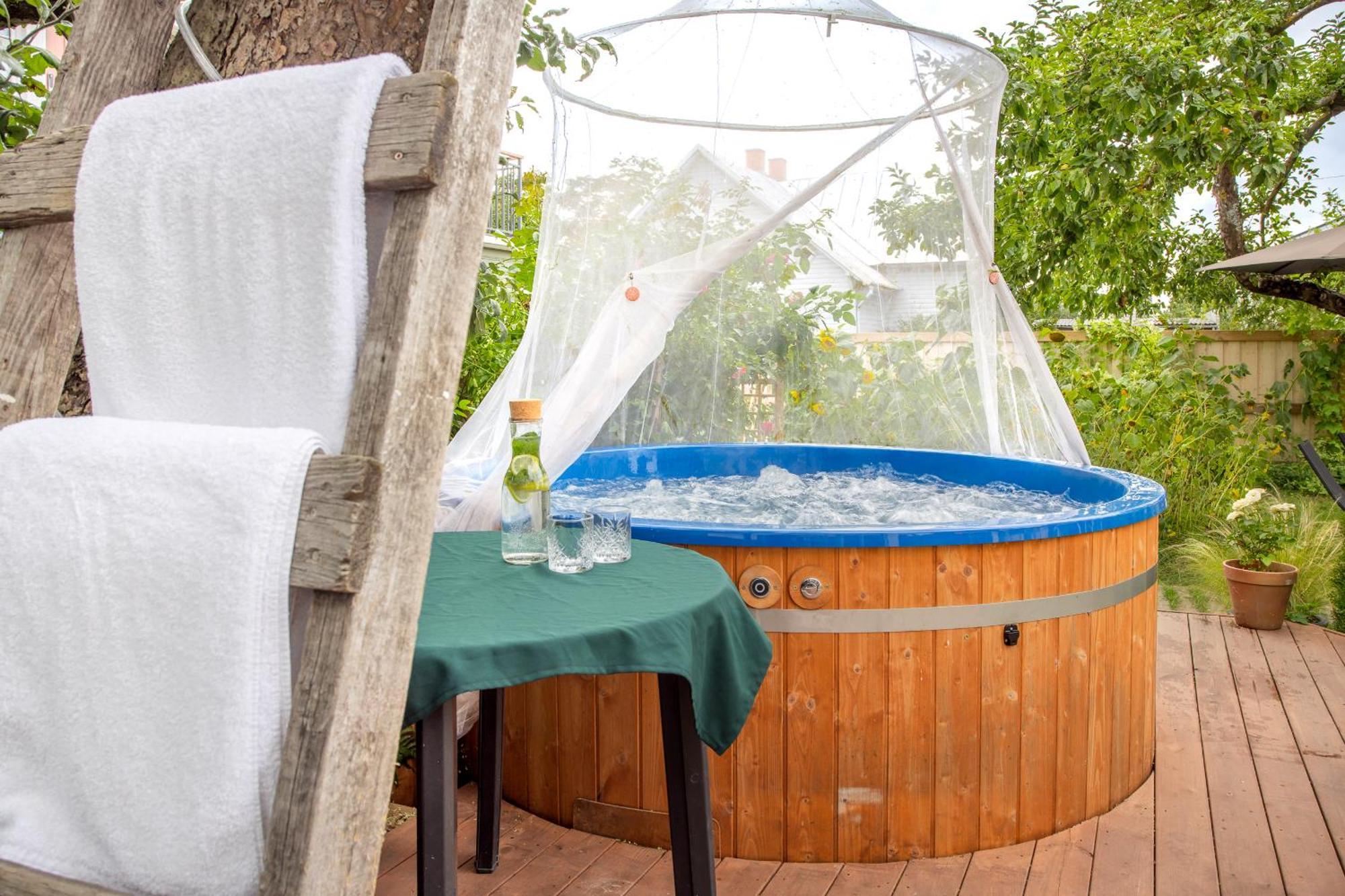 Alice Backyard-Holiday Home And Spa Parnawa Zewnętrze zdjęcie